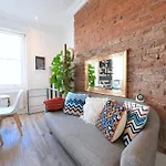 60C Lewisham Way Se14 6Ny London Umodzi House
